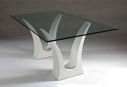 art_and_deco_table_with_glass_top